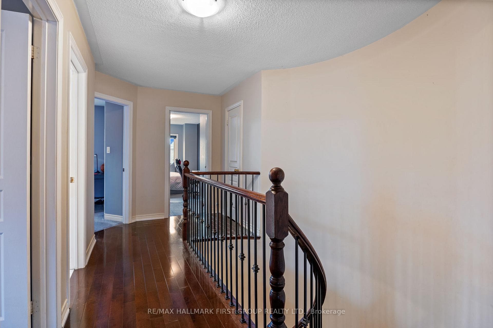 24 Whitefoot Crescent photo 17