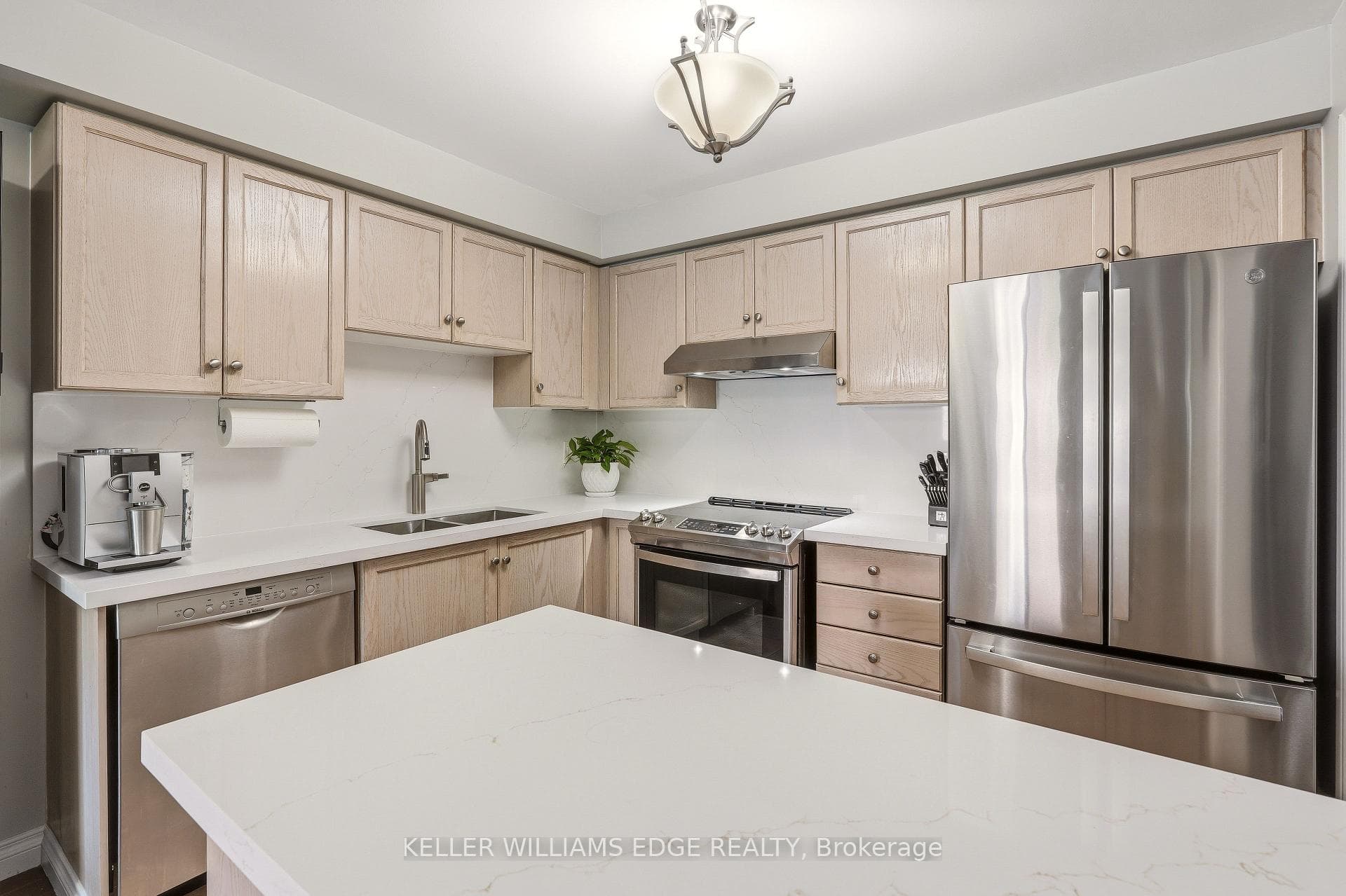 2408 Nichols Drive photo 8