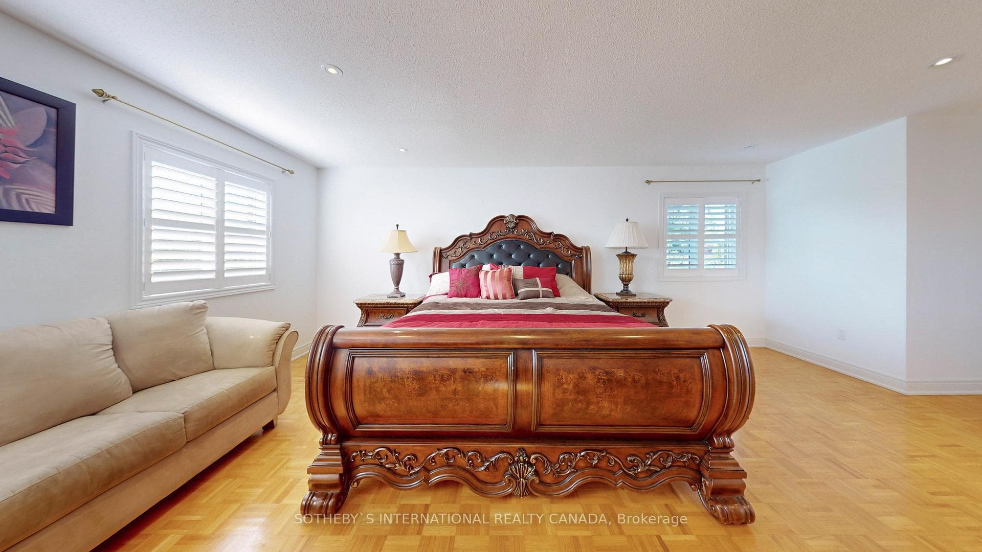 198 Treelawn Boulevard photo 23
