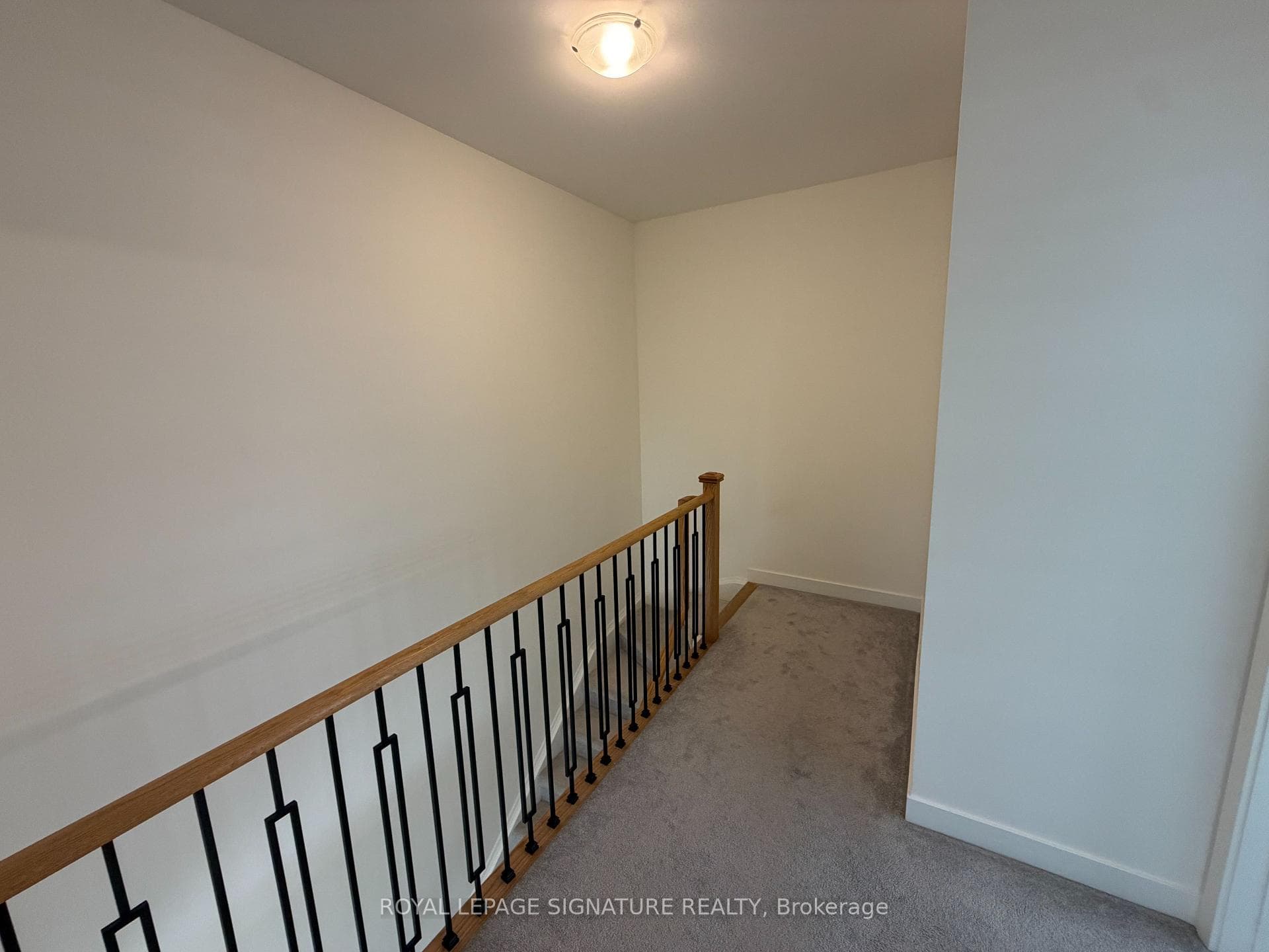 2 Beliveau Street photo 20