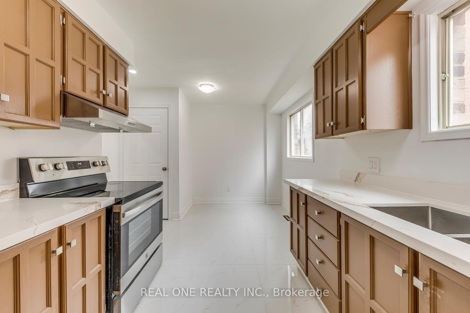 655 Paragon Place photo 19