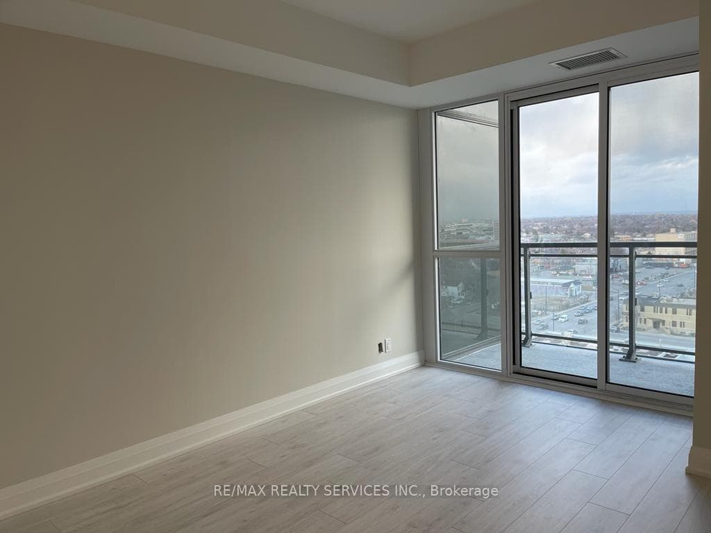 15 Lynch Street Unit 1203 photo 2
