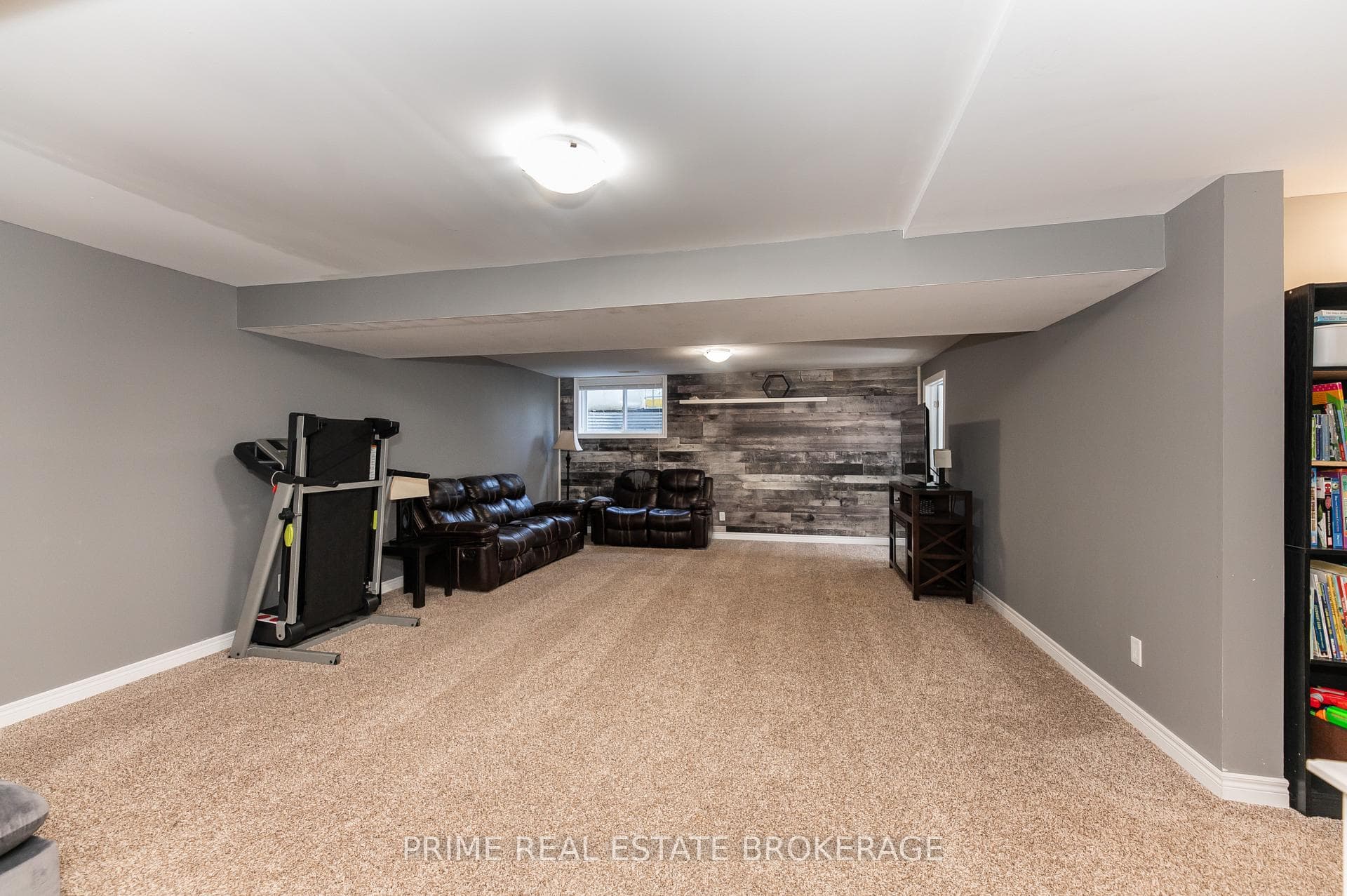41 Pear Tree Avenue photo 38