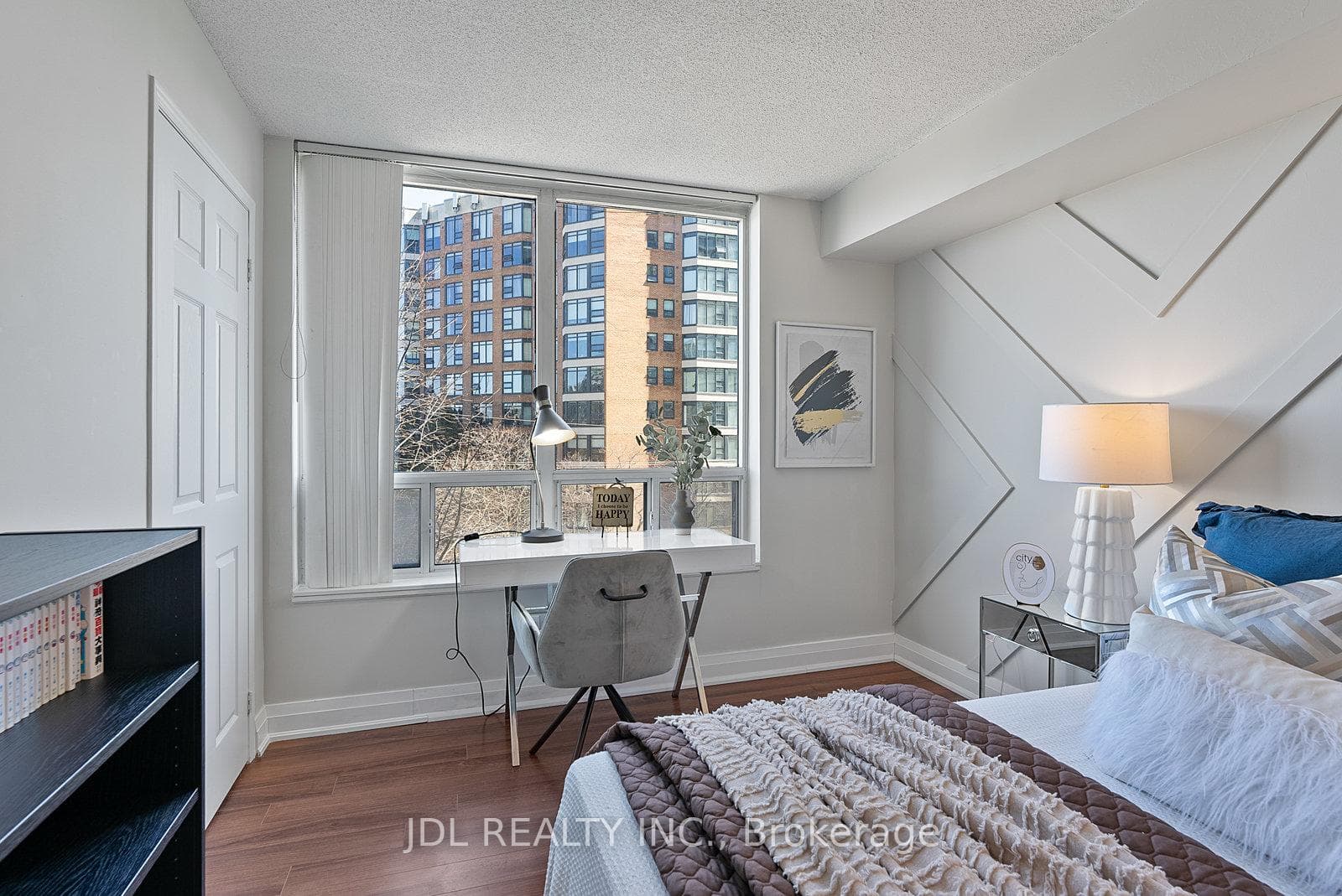 35 Finch Avenue Unit 605 photo 34