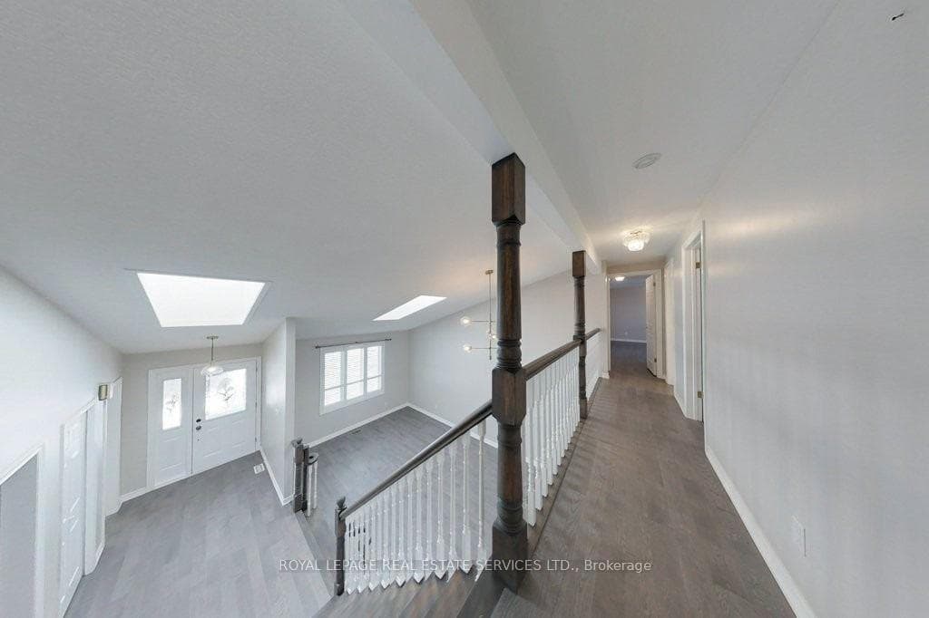 141 Castle Crescent photo 16