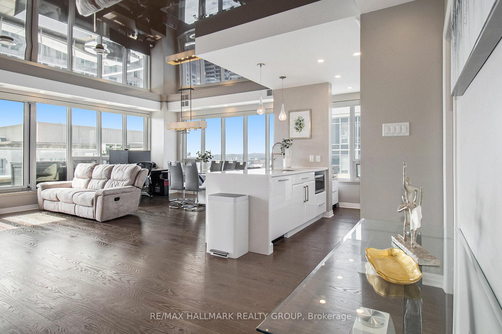 195 BESSERER Street Unit 2706 photo 21