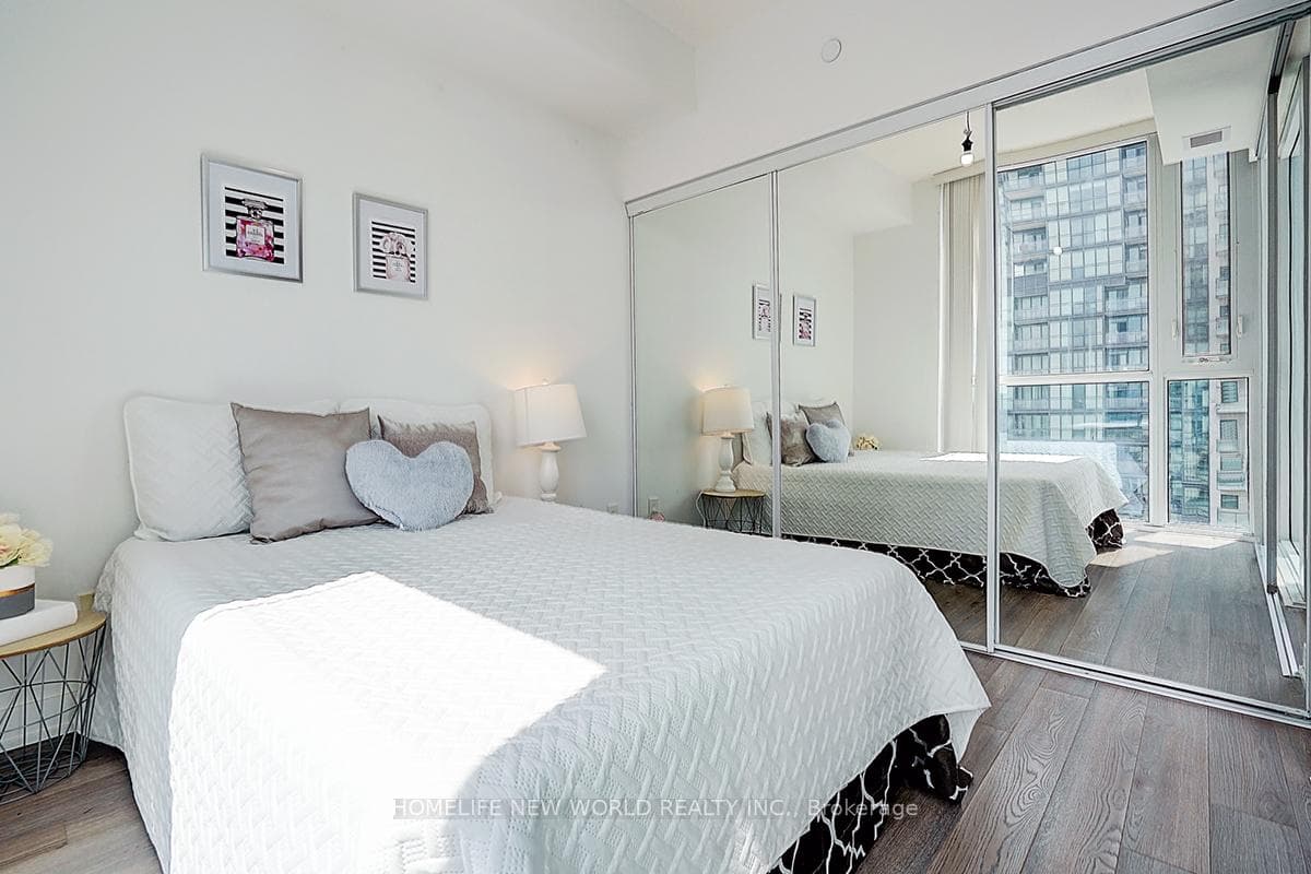 5180 Yonge Street Unit 2708 photo 37