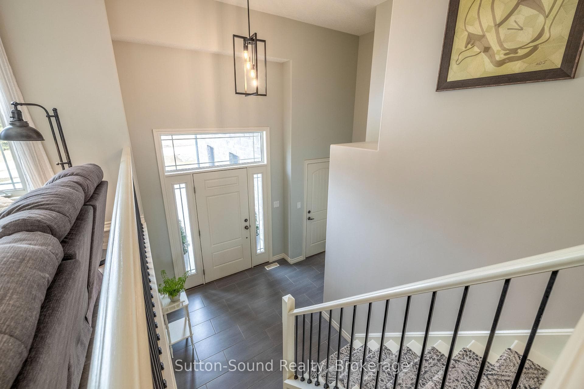 202 Meredith Way photo 4