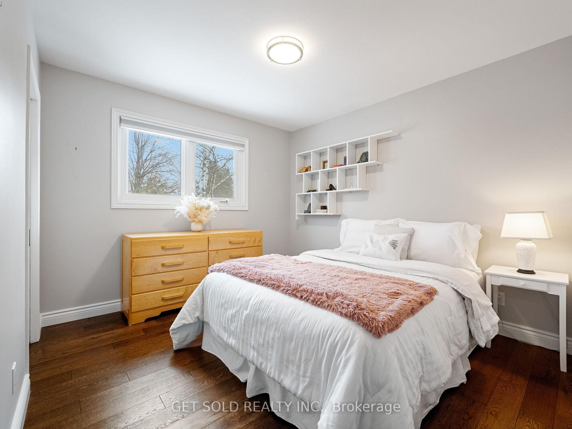 50 Ringway Crescent photo 19