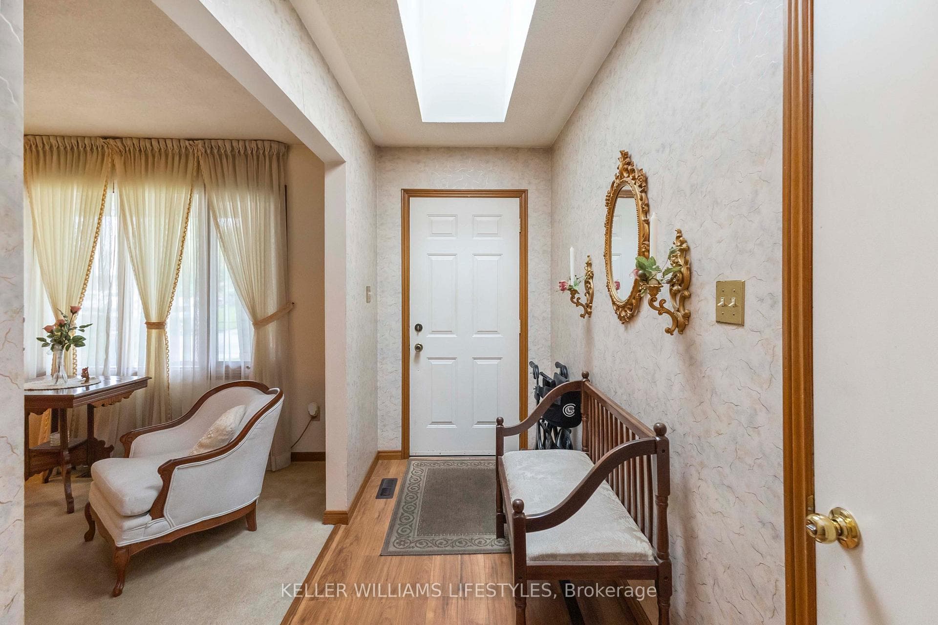 224 Banbury Crescent photo 6