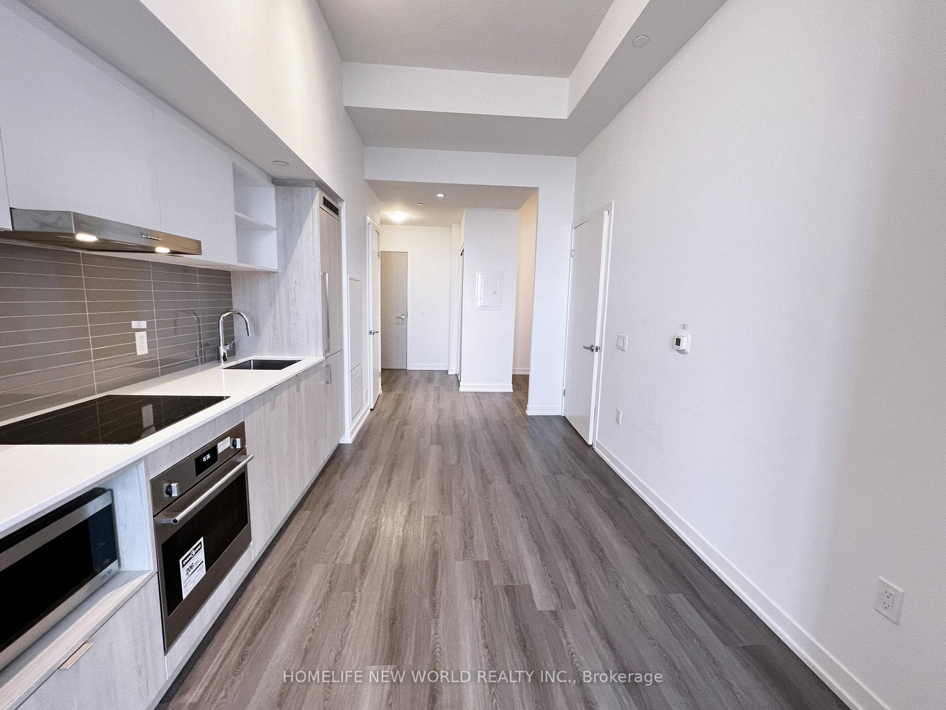 138 Downes Street Unit 4802 photo 2