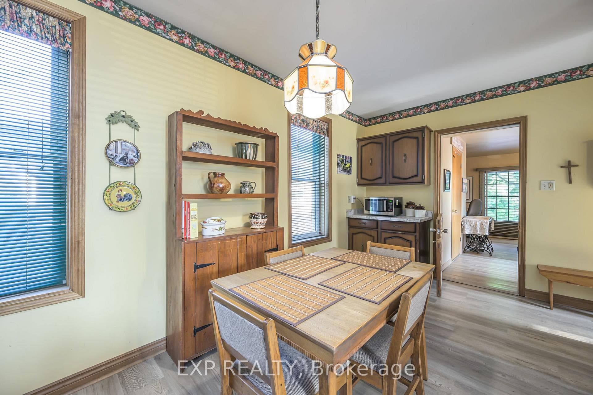 4142 Hamilton Road photo 22