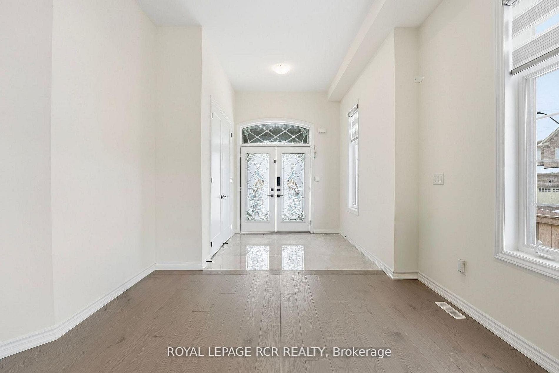 20 Morley Crescent photo 3