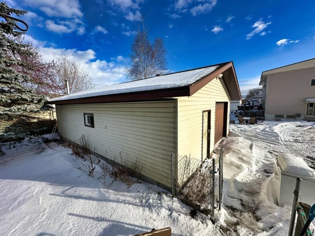 77 Rankin Street photo 35