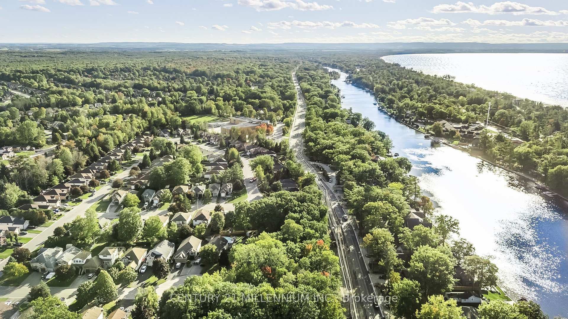 52 Dyer Drive photo 36