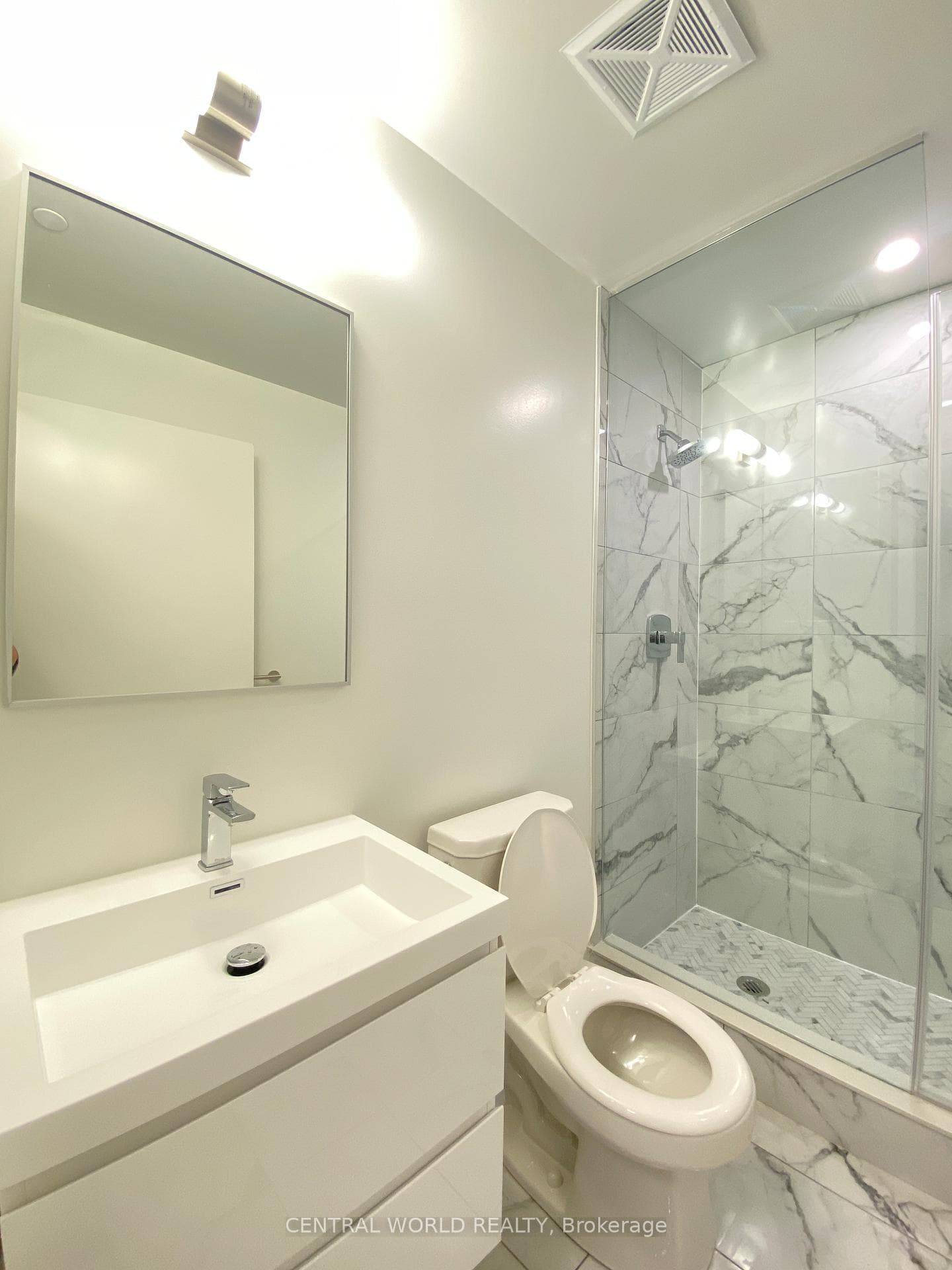 8119 BIRCHMOUNT Road Unit 621 photo 14
