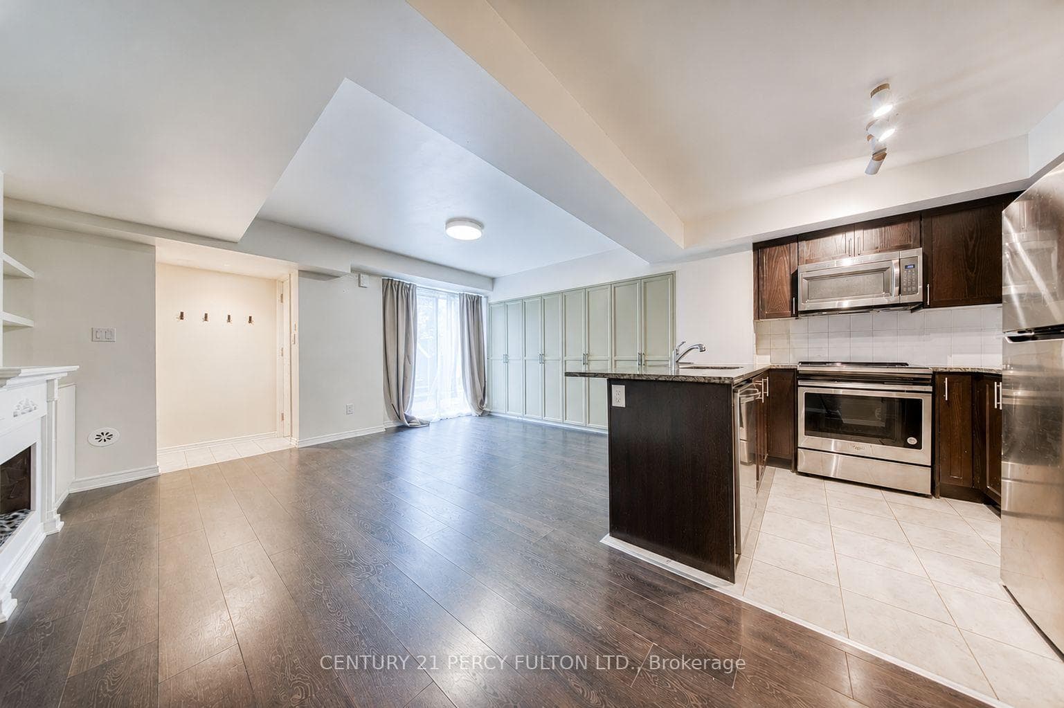 3 Applewood Lane Unit 103 photo 3