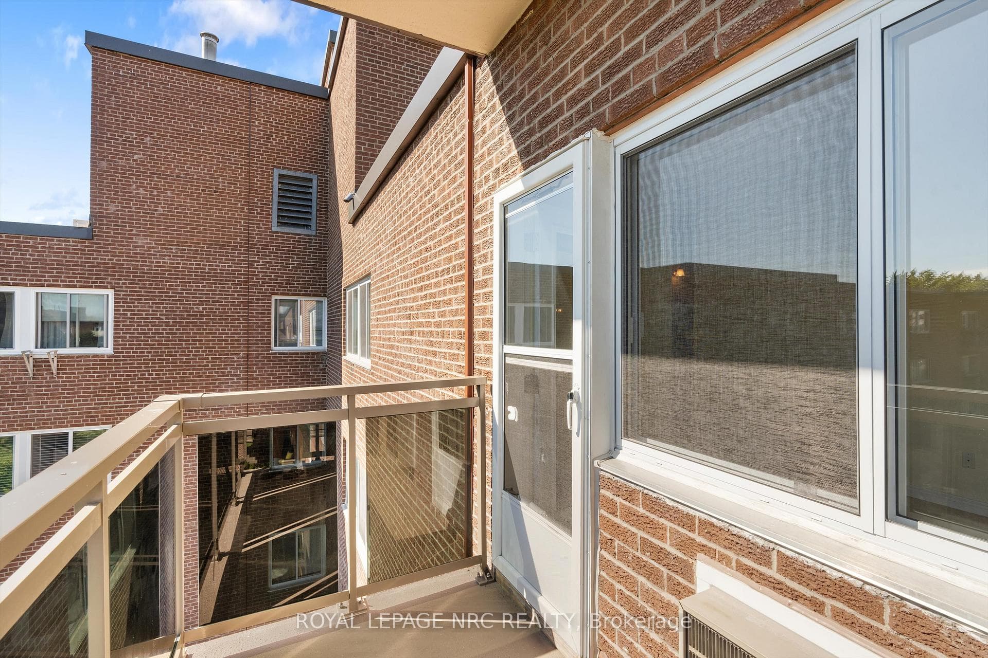 196 Scott Street Unit 513 photo 22
