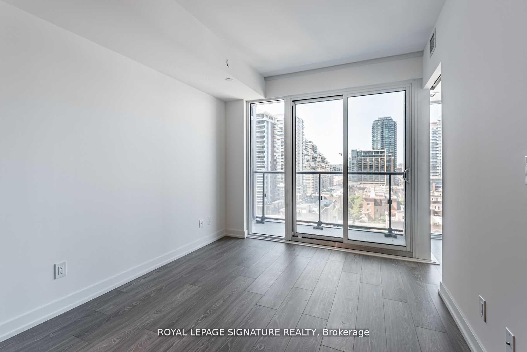 19 Western Battery Road Unit 1516 photo 8