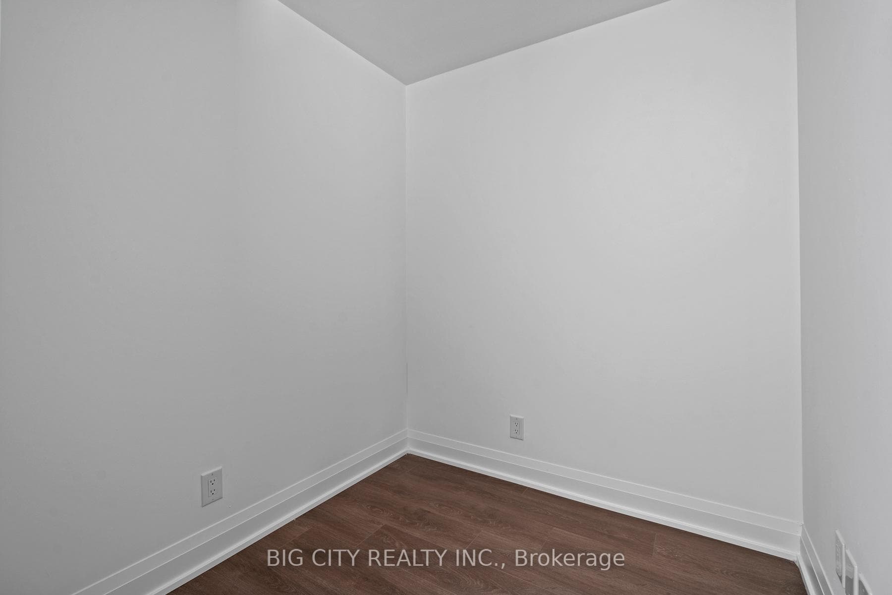 33 Frederick Todd Way Unit 1005 photo 17