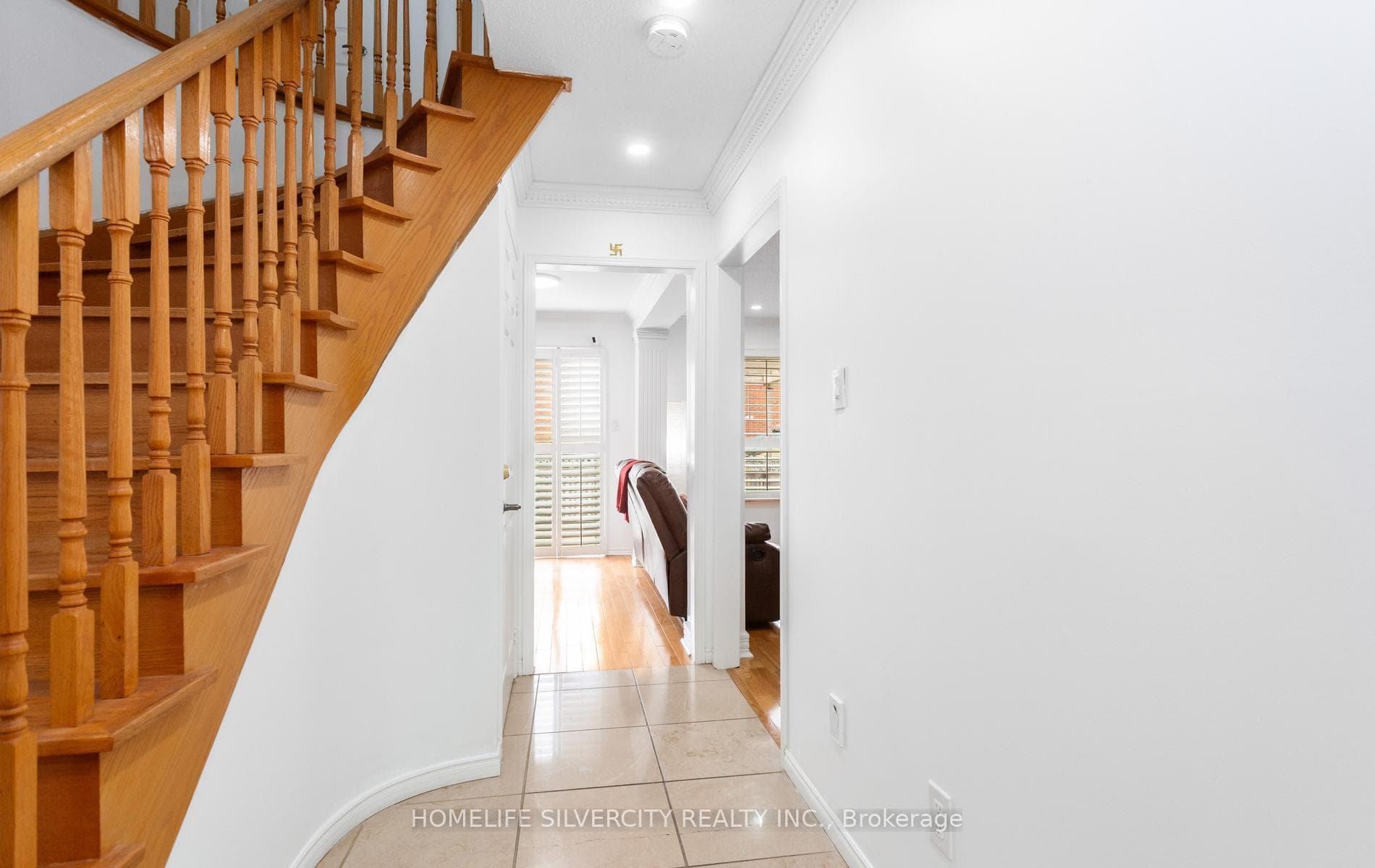 303 Hickory Circle photo 14