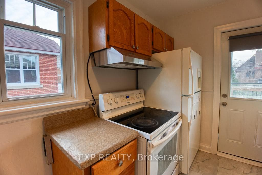 448 Holland Avenue photo 49