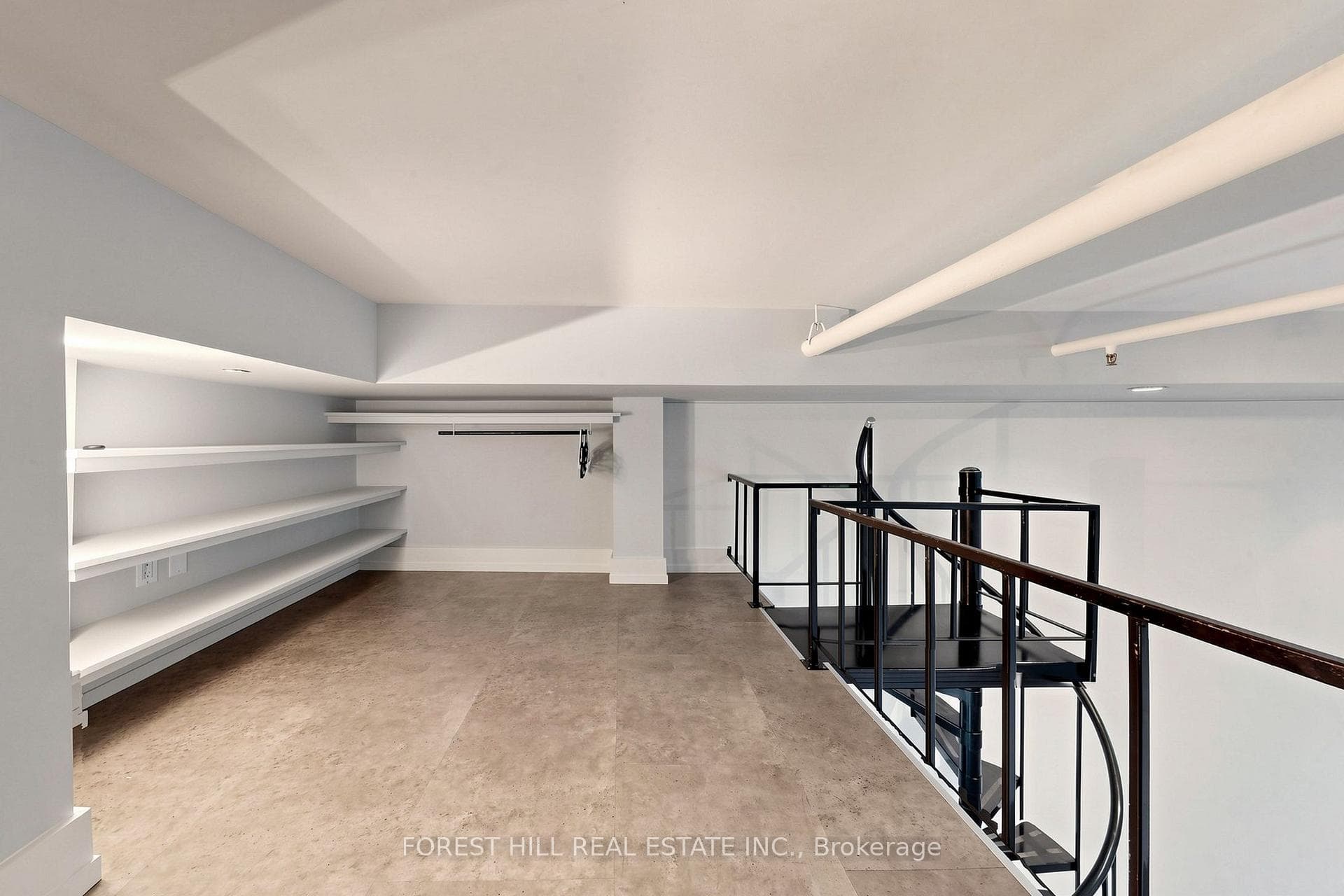 21 Nassau Street Unit 301 photo 23