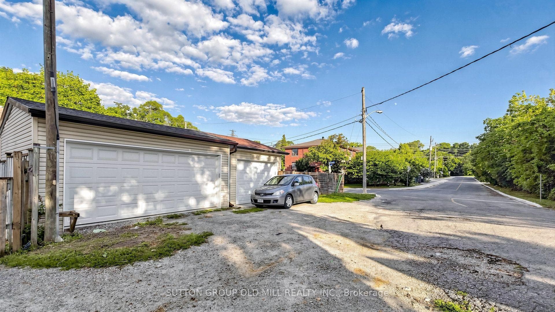 6 Hilldale Road photo 41