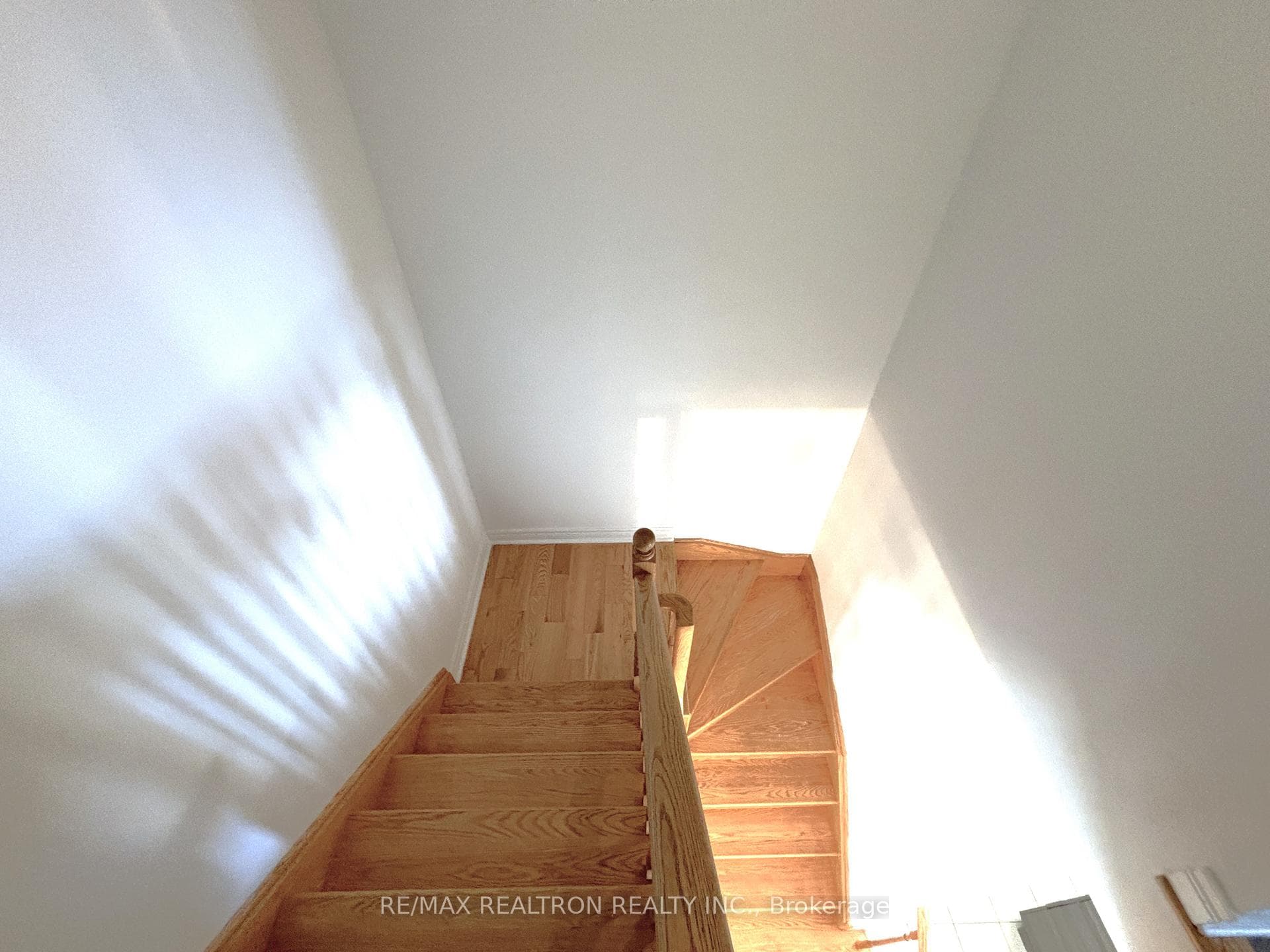 511 William Forster Road photo 14