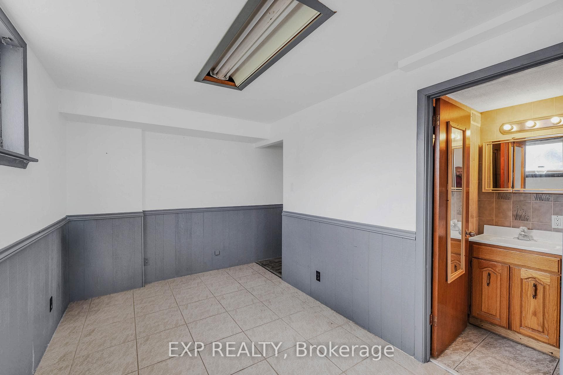 7201 Sigsbee Drive photo 24