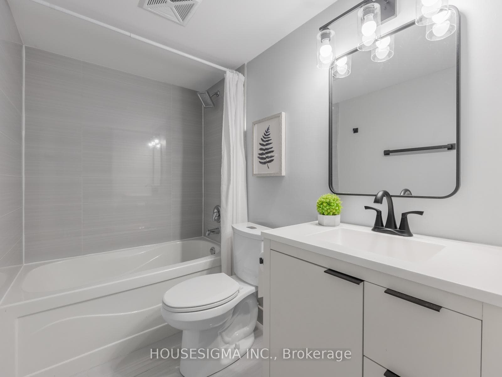 18 Spring garden Avenue Unit 3802 photo 17