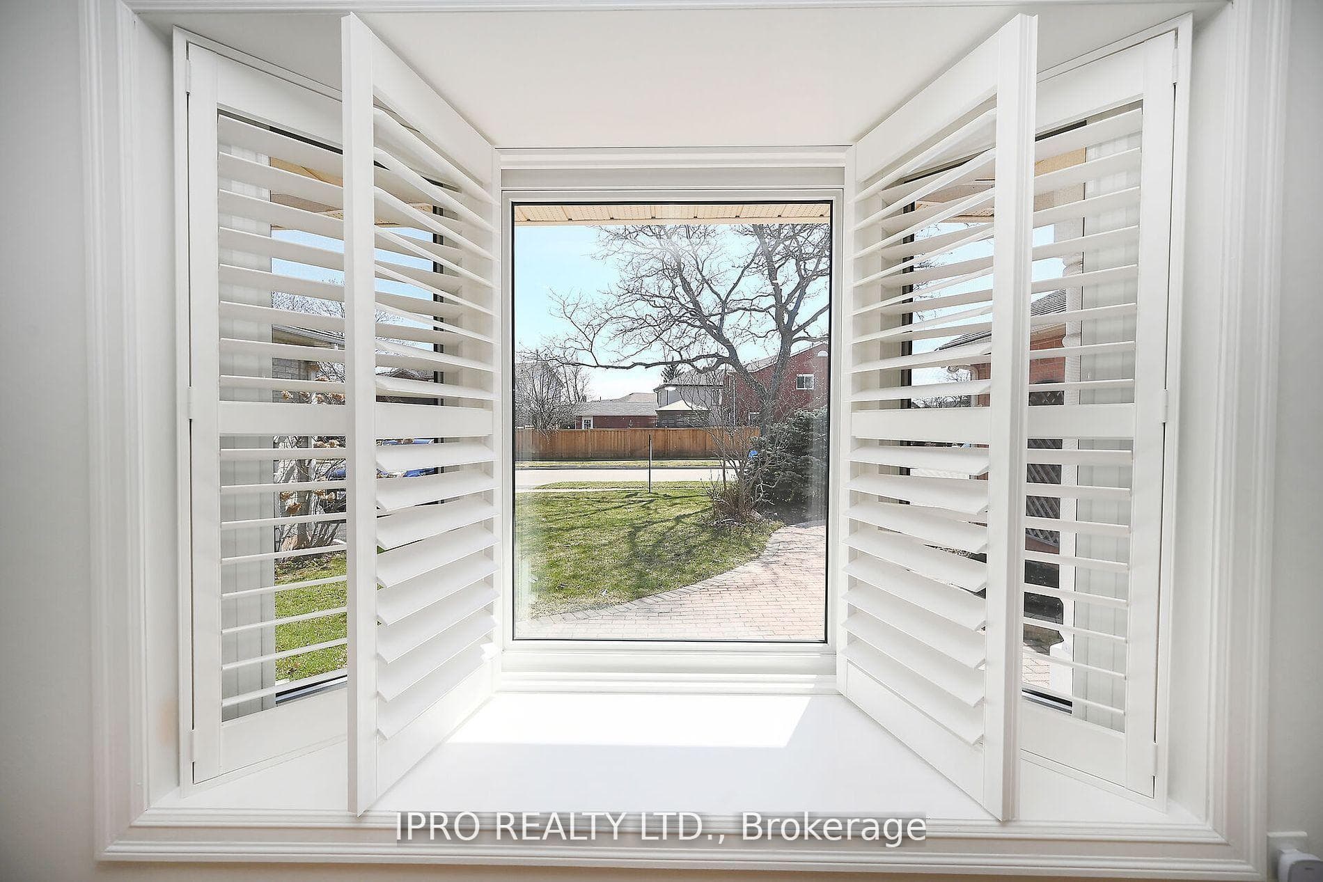 293 O'Donoghue Avenue photo 13