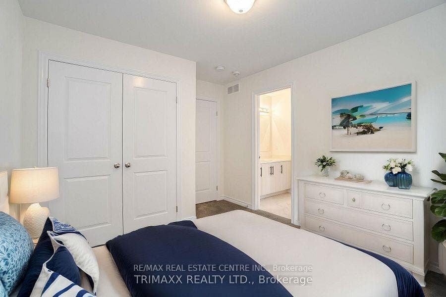 36 Henry Maracle Street Unit (Upper) photo 14