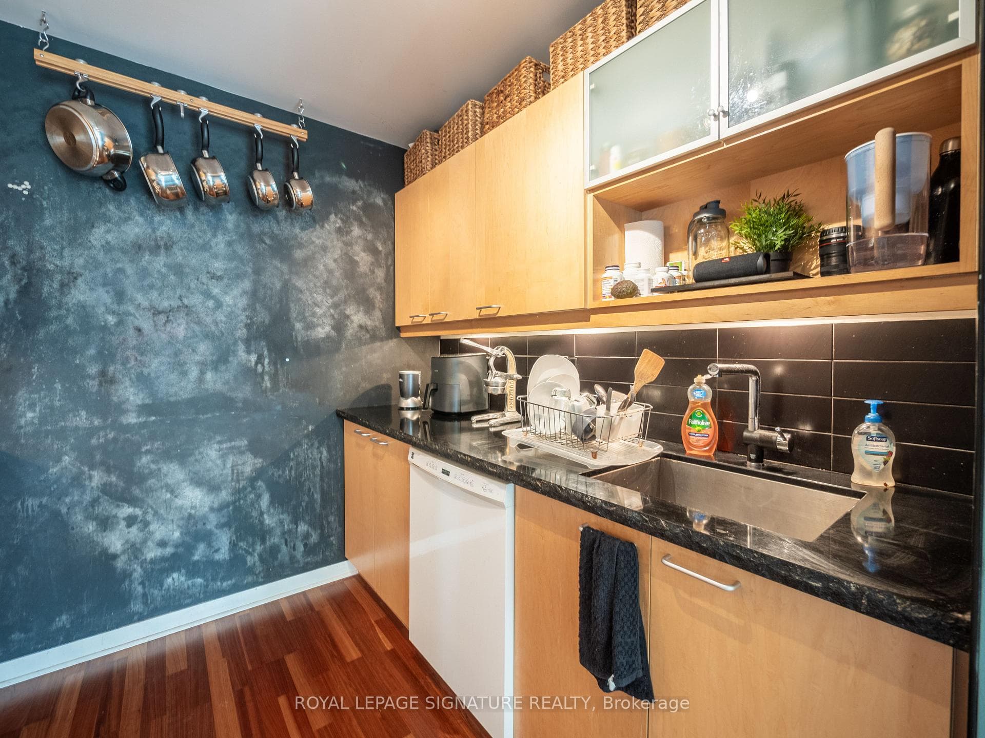 333 Adelaide Street Unit 1026 photo 11