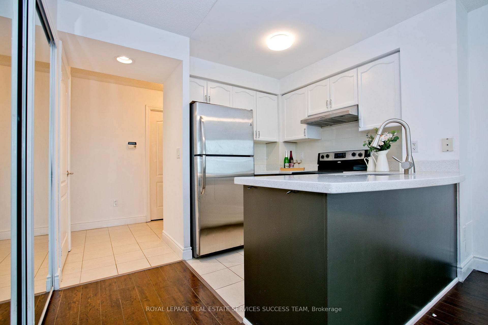 50 Brian Harrison Way Unit 2001 photo 6