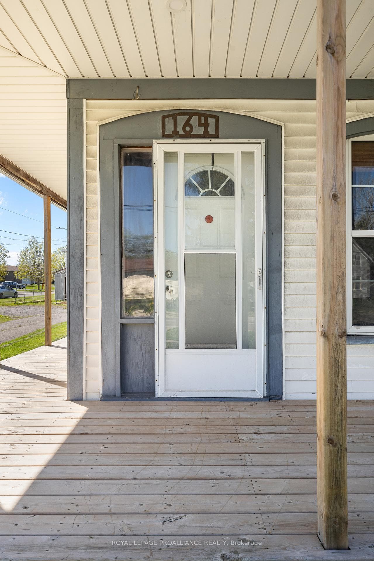 164 King Street photo 3