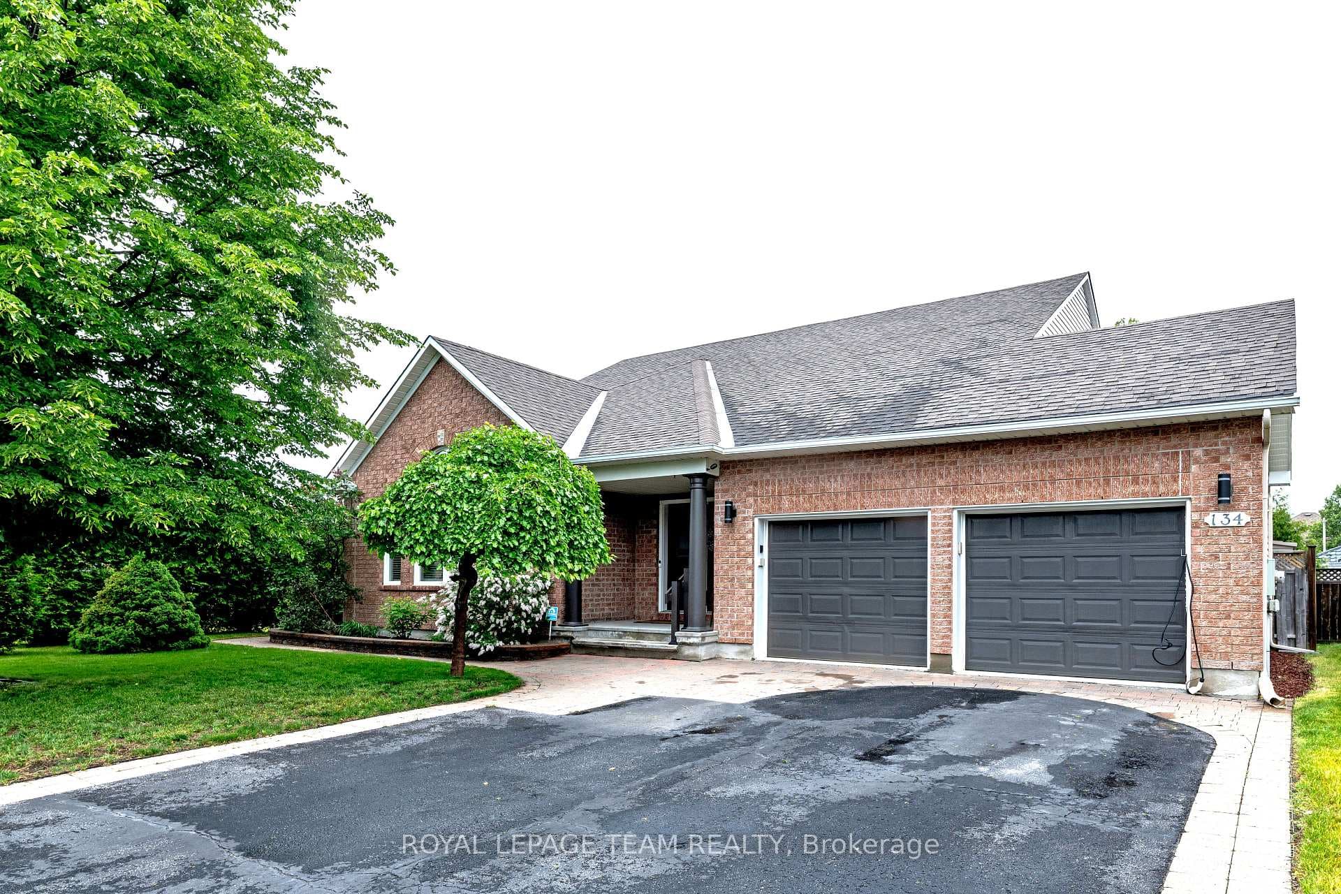 134 Coursier Front