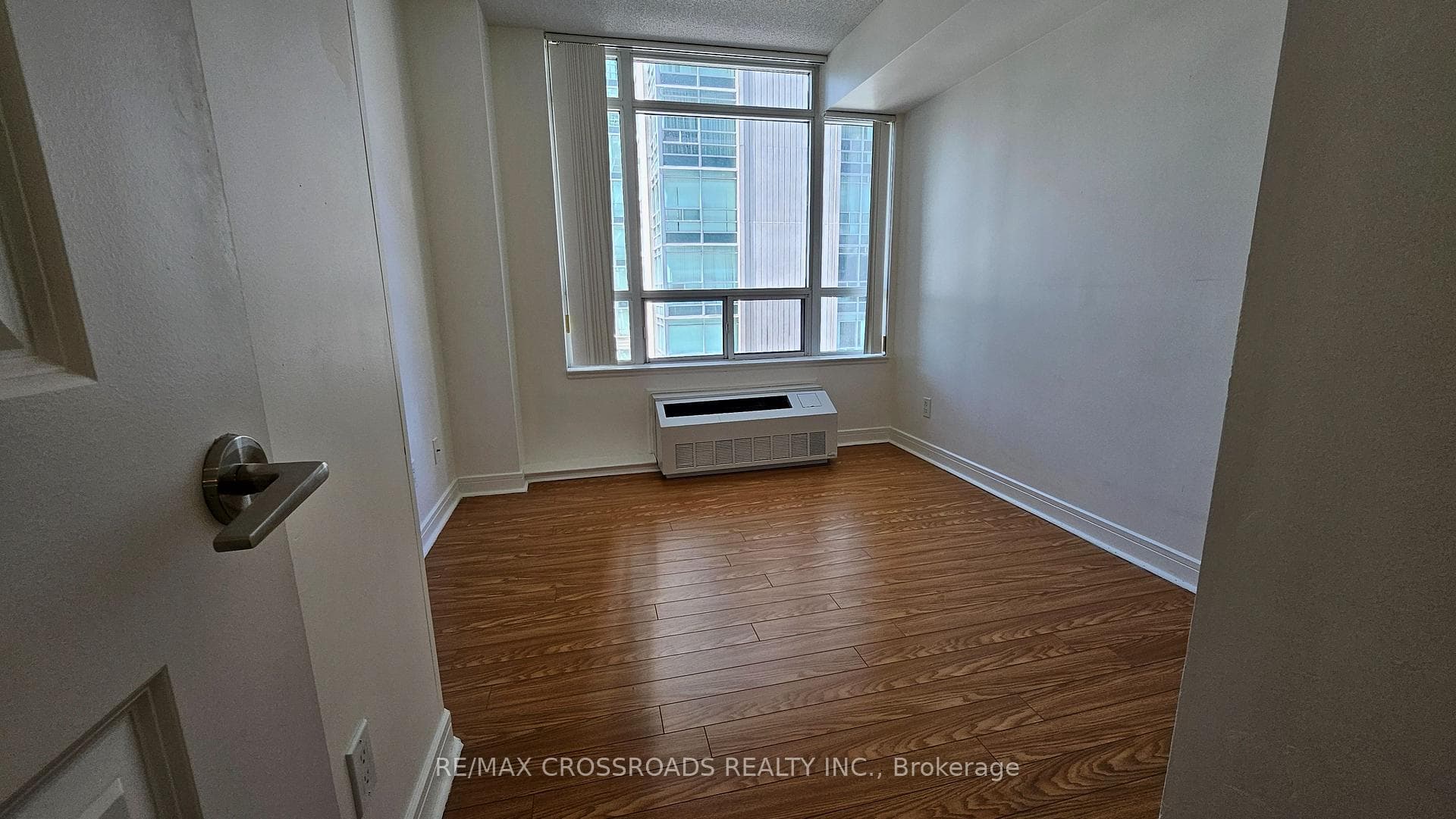 35 Bales Avenue Unit 501 photo 6