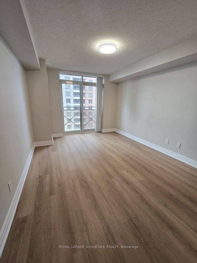 5229 Dundas Street Unit 1610 photo 13