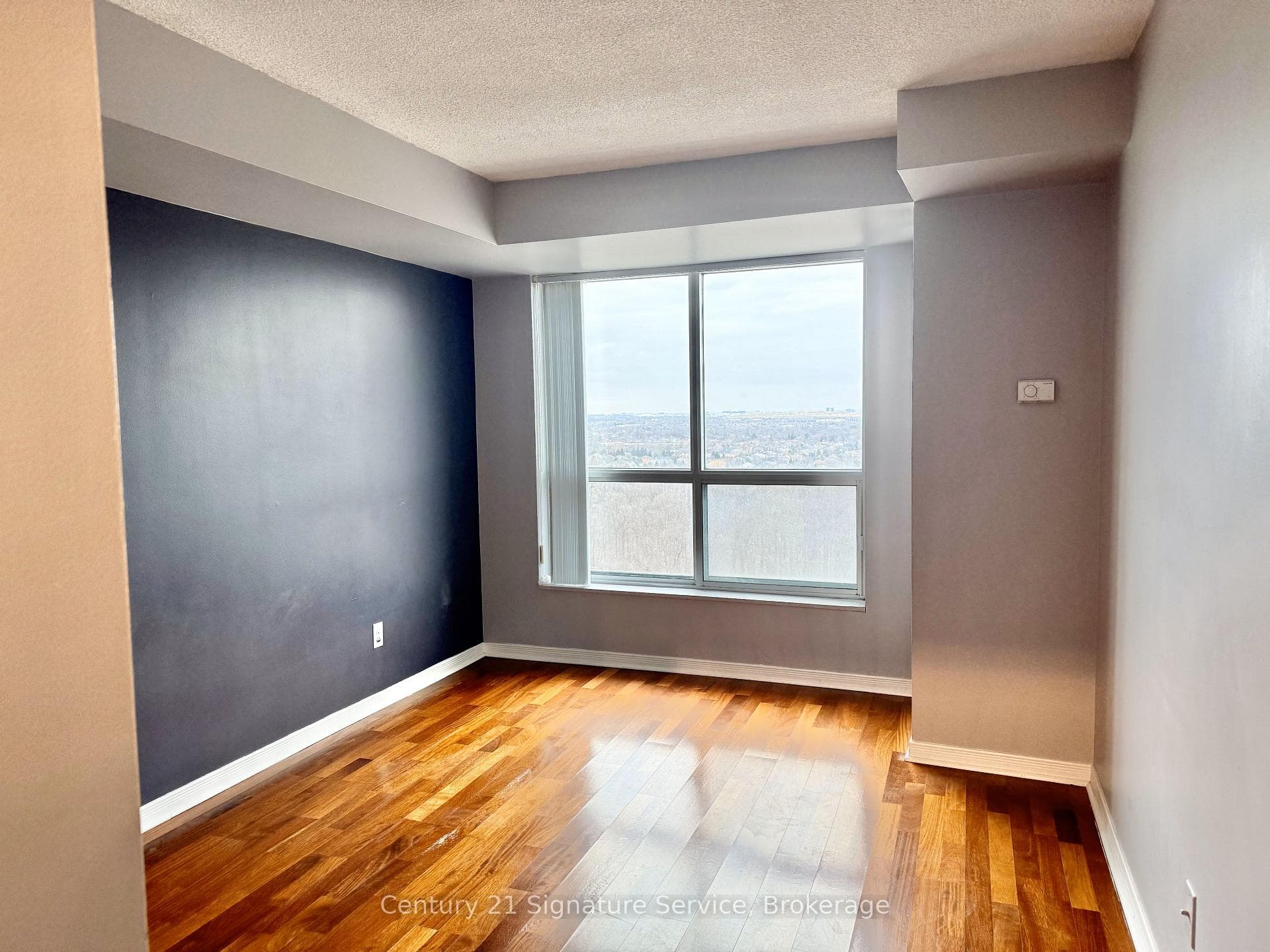 2545 Erin Centre Boulevard Unit 1802 photo 16