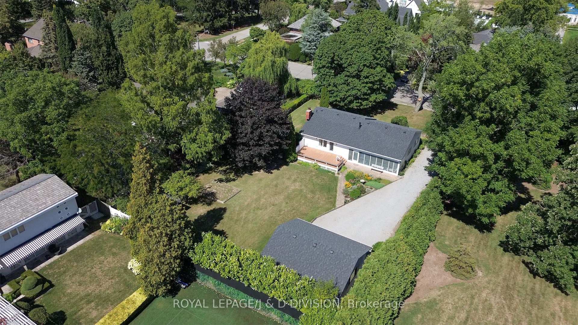478 Johnson Street photo 38