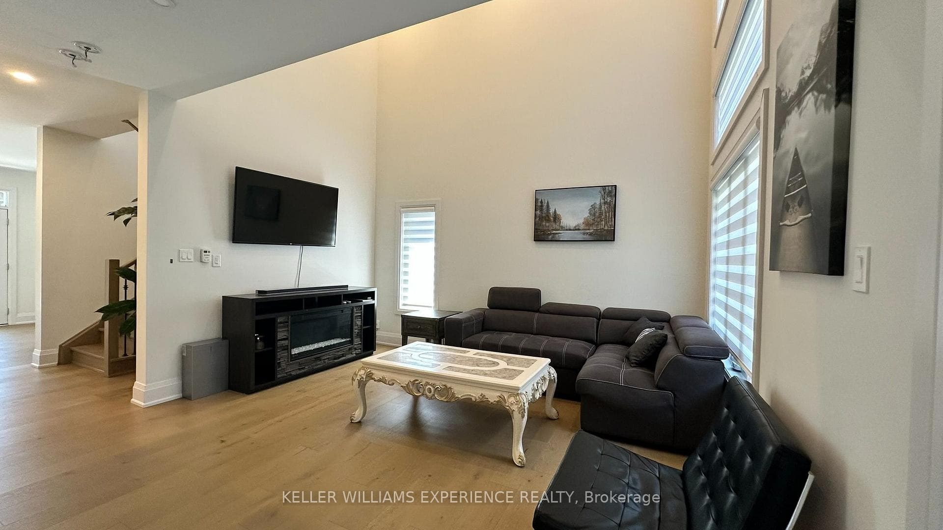 106 Seabastian Street photo 8