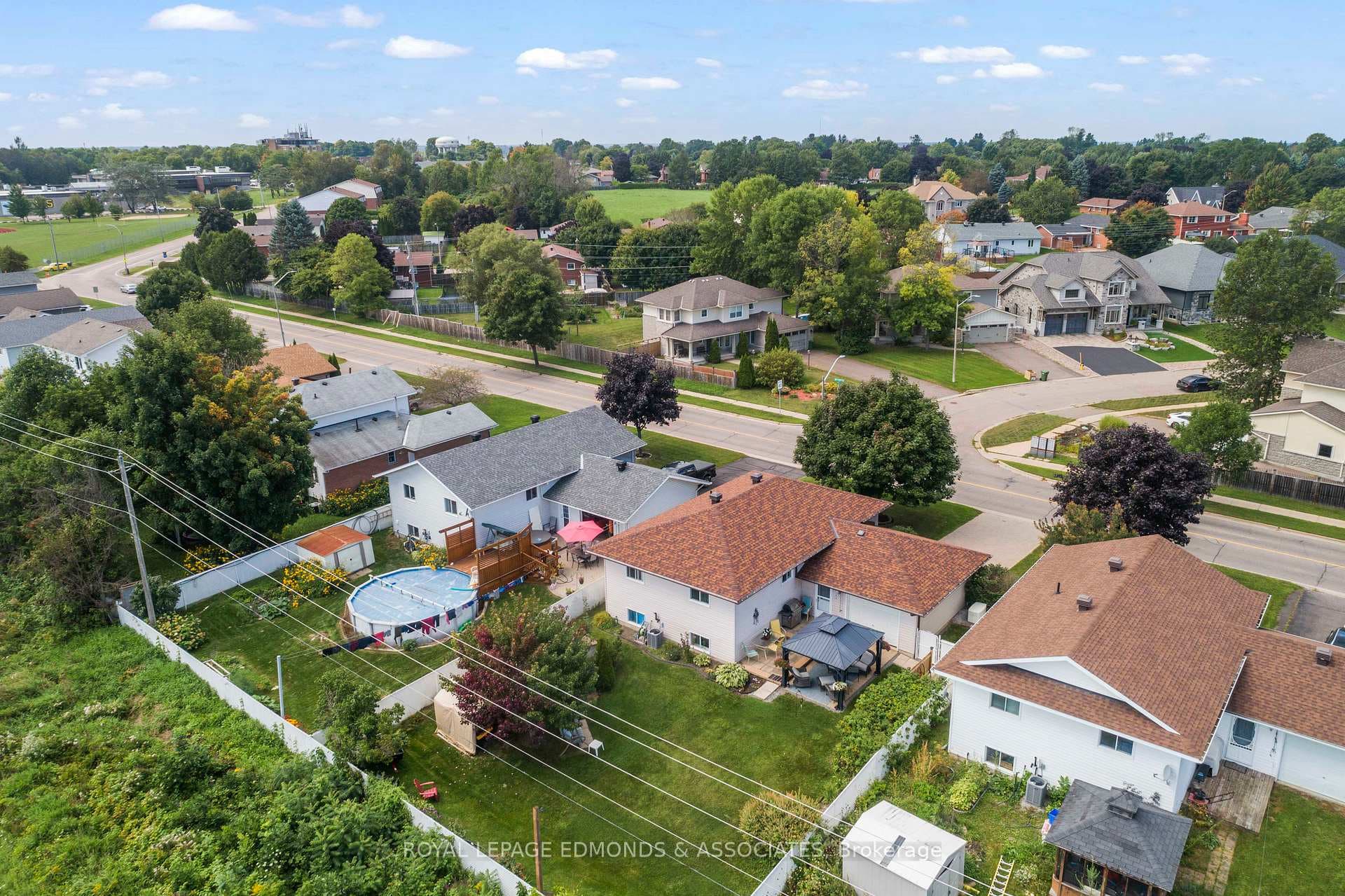 537 Angus Campbell Drive photo 39