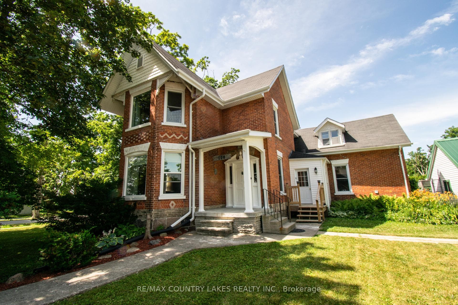 100 Nappadale Street photo 1