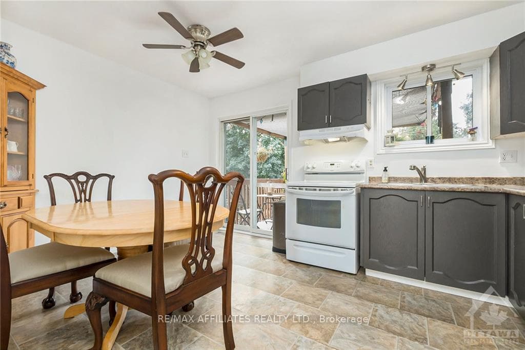 142 TOWNLINE Road photo 10