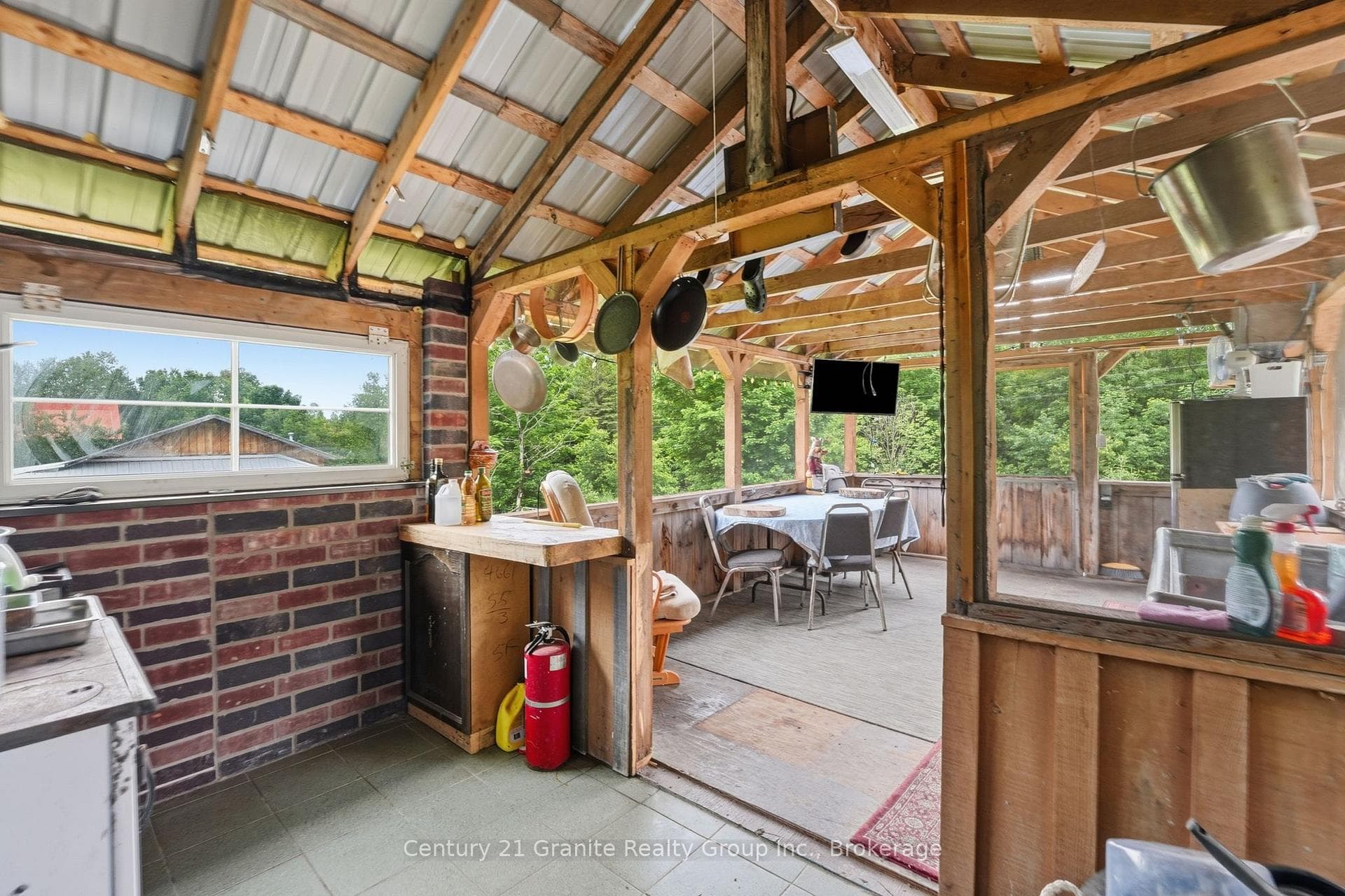 1742 Rose Island Road photo 25
