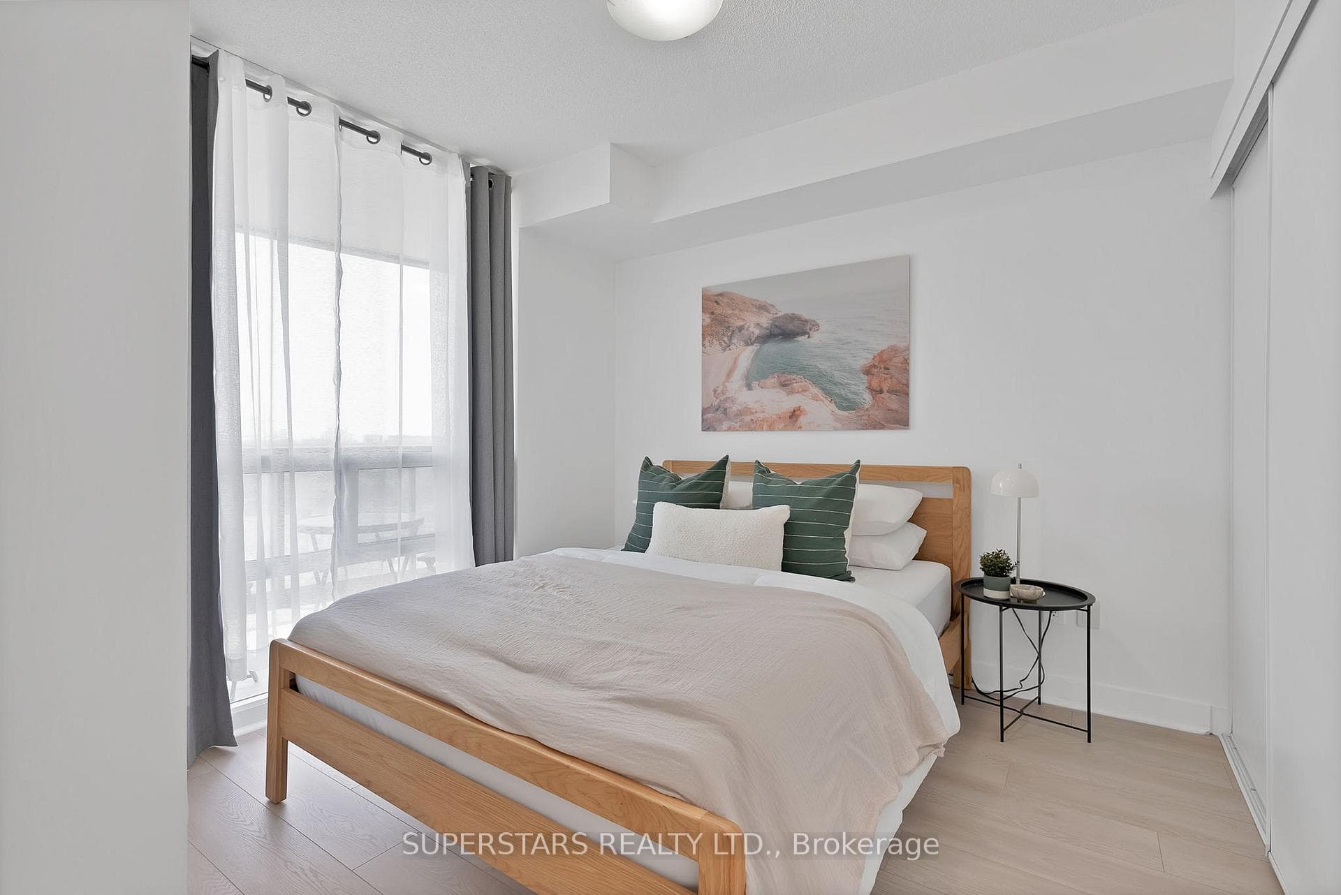 5740 Yonge Street Unit 903 photo 10