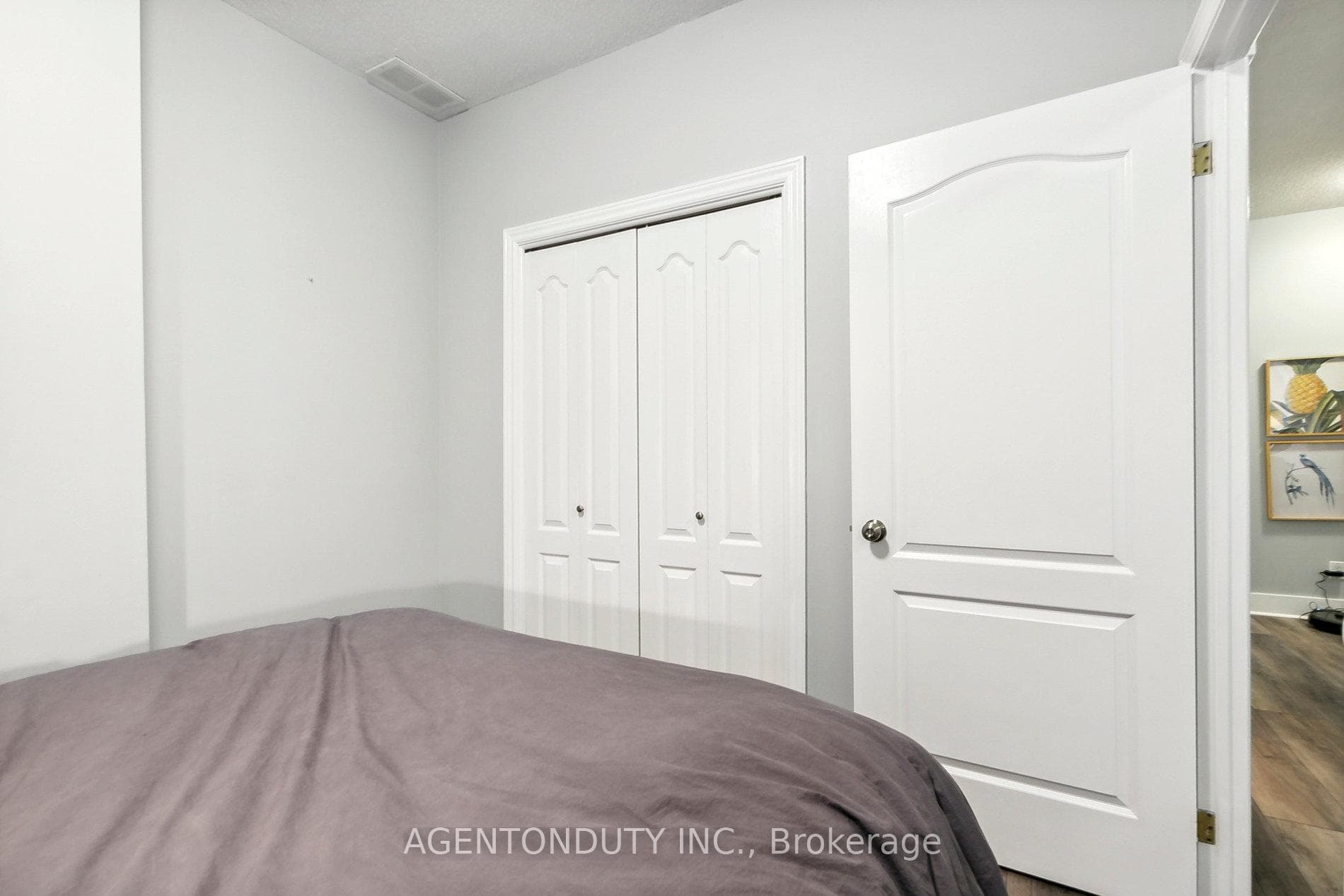 393 King Street Unit 708 photo 29
