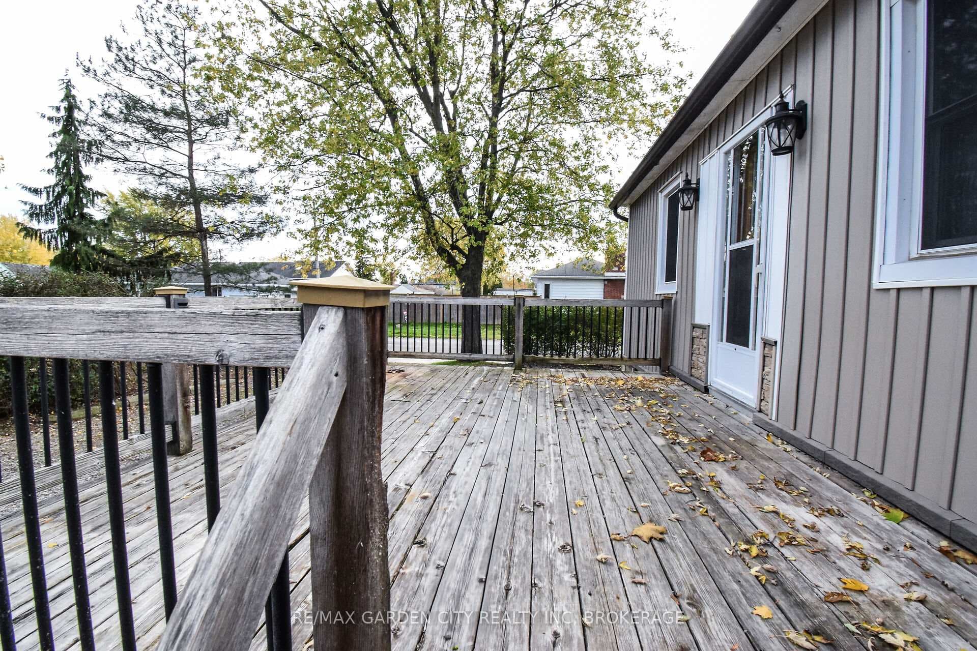 115 Marshall Avenue photo 36