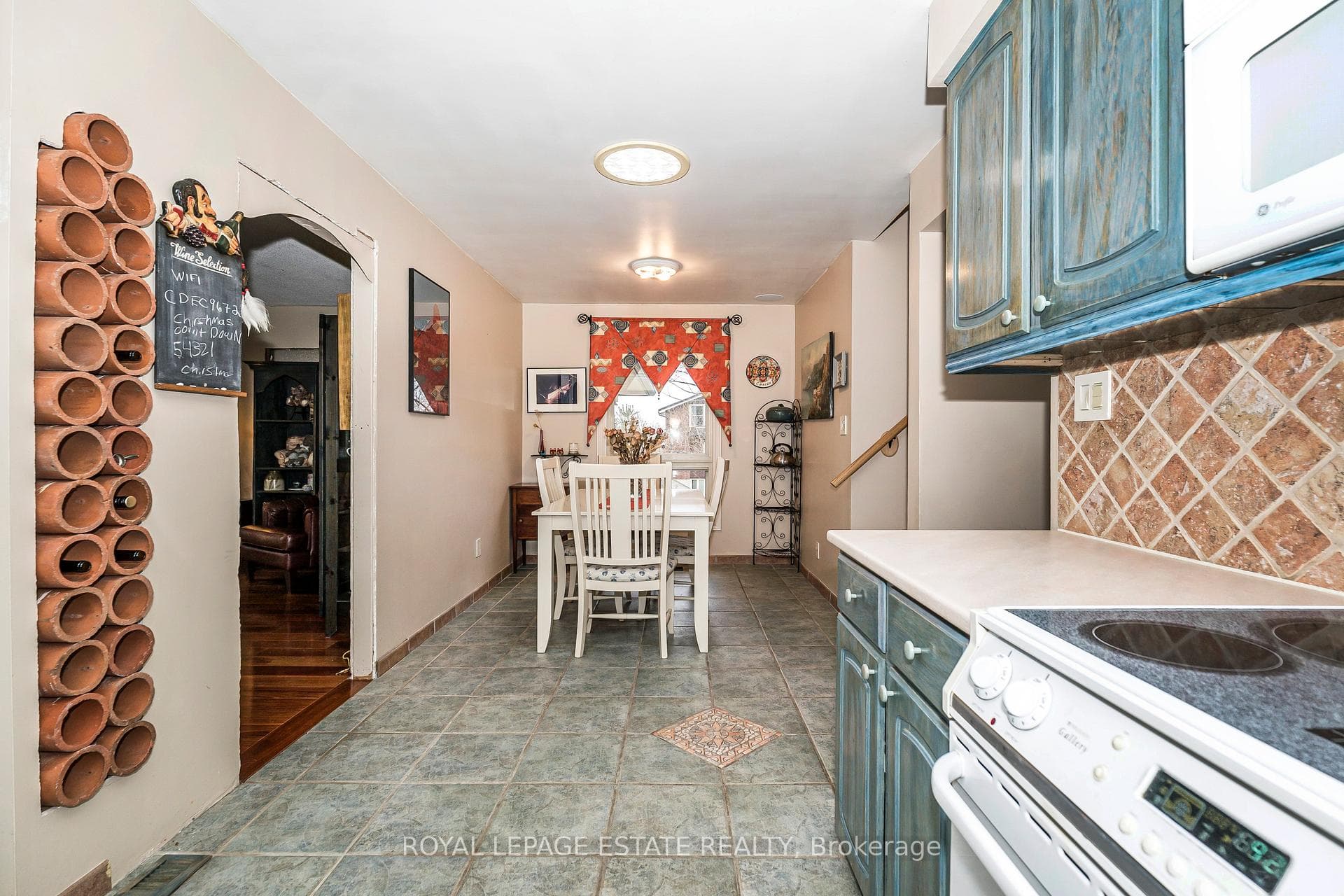 2 Jomar Avenue photo 13